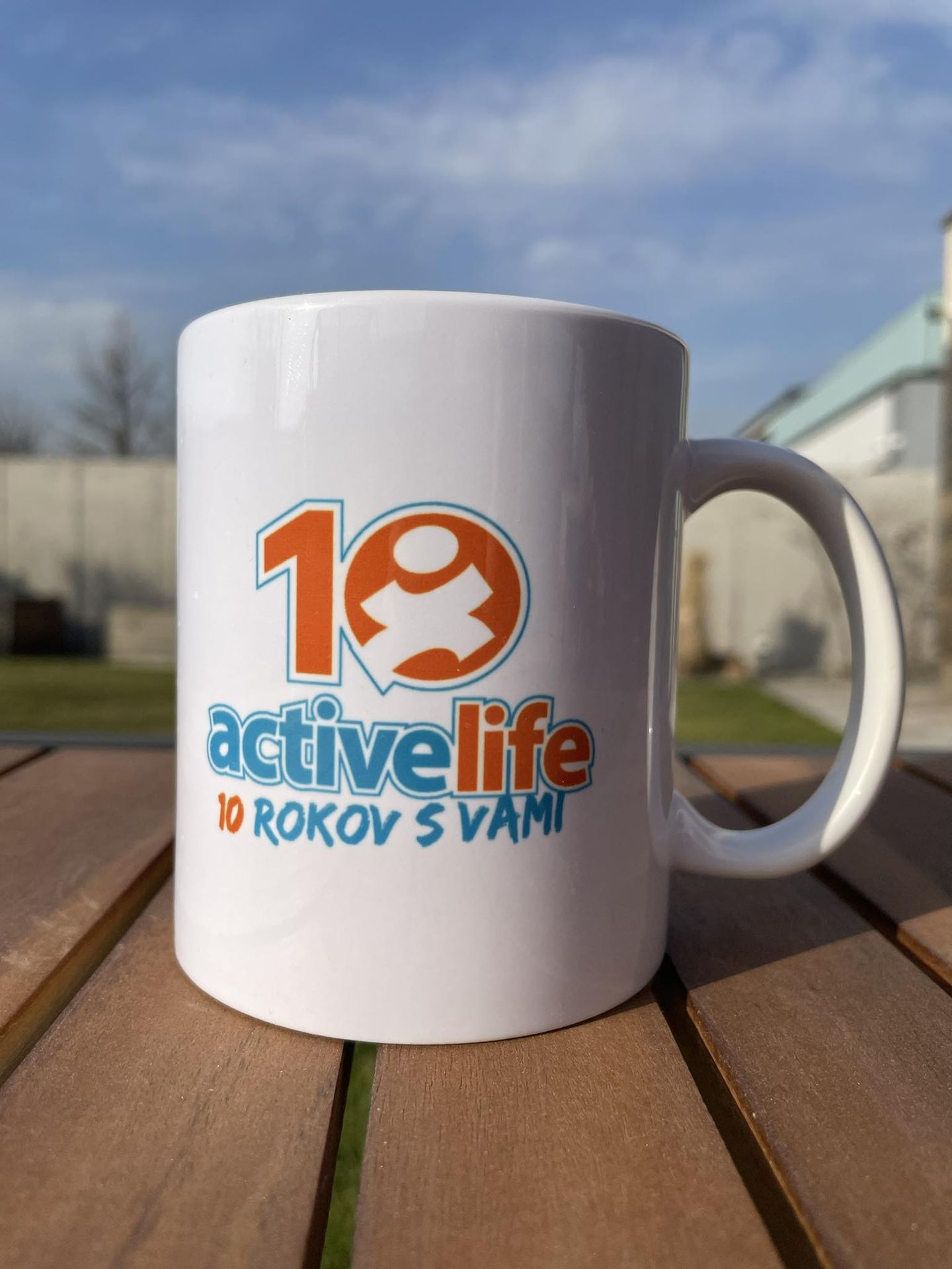 Marcová výzva – Vybehaj si Active life hrnček